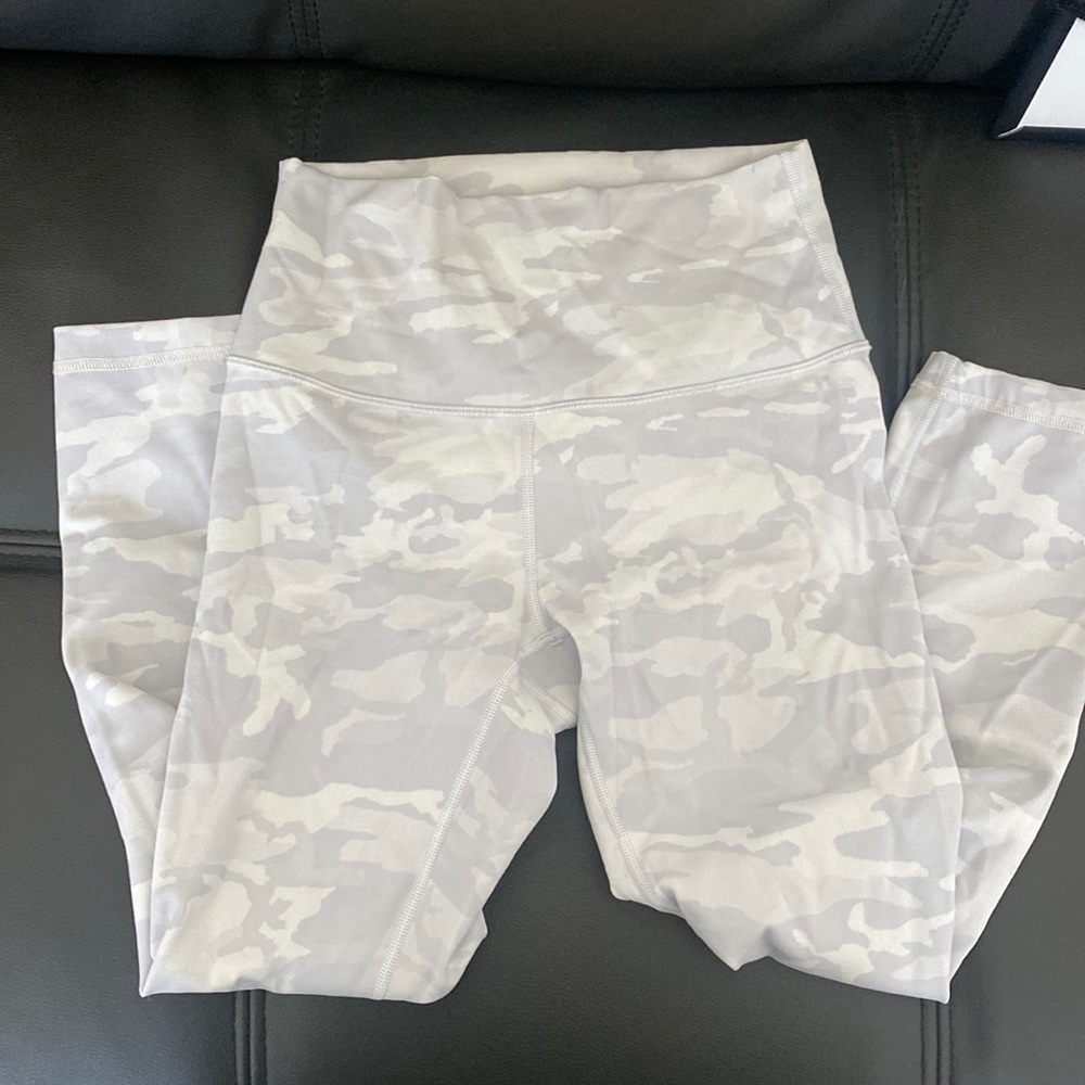 Lululemon wunder under leggings